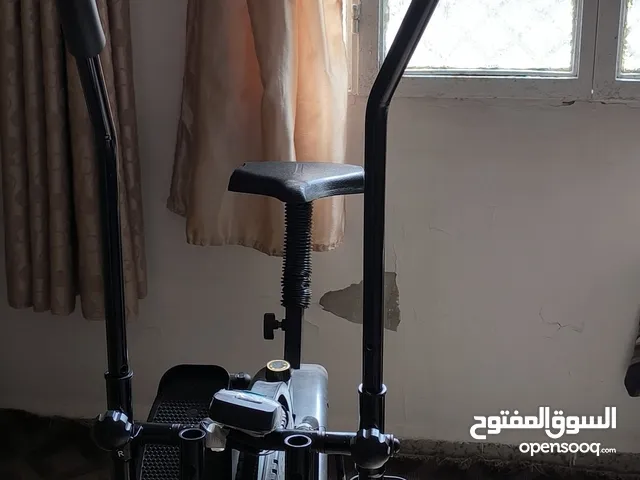 بيسكليت رياضة ثابت منزلي مستعمل بحال الجديد للبيع