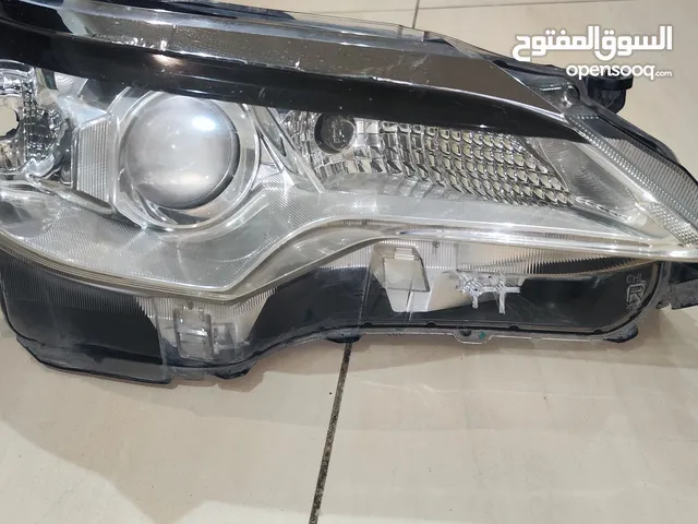 Toyota Fortuner 2018 left headlight. wakala