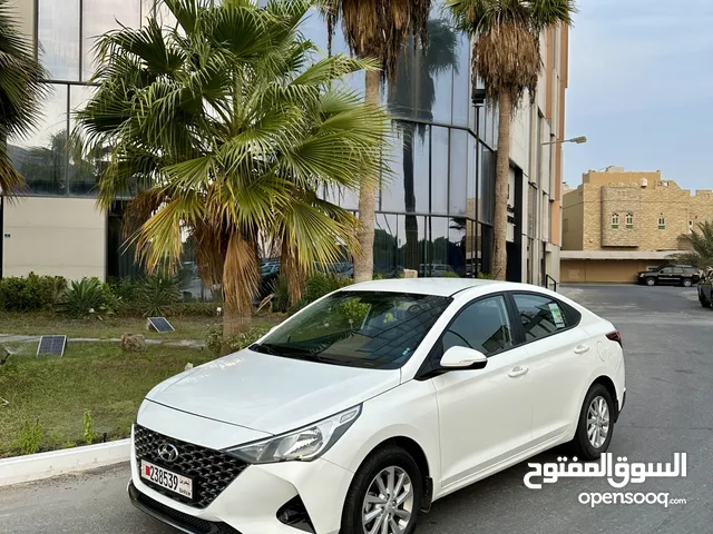 للبيع اكسنت 2023