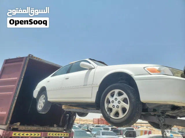 2001 تويوتا كامري XLE