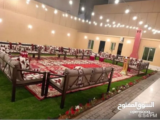 تاجير كراسي طاولات جلسات كنب سماعات شيش زل قهوجين وصبابين نساء ورجال