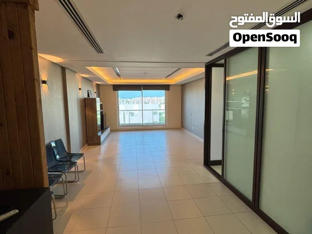 107 m2 2 Bedrooms Apartments for Rent in Muharraq Amwaj Islands