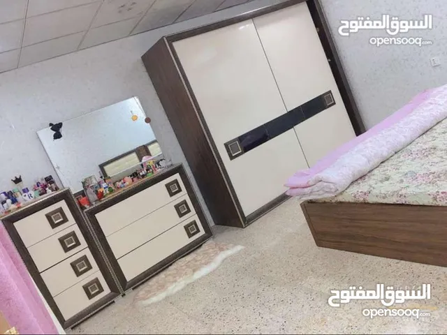 السلام عليكم غرفة نوم تركية استعمال قليل الله شاهد مثل الي معروضة في الصورة السعر750 وبي مجال