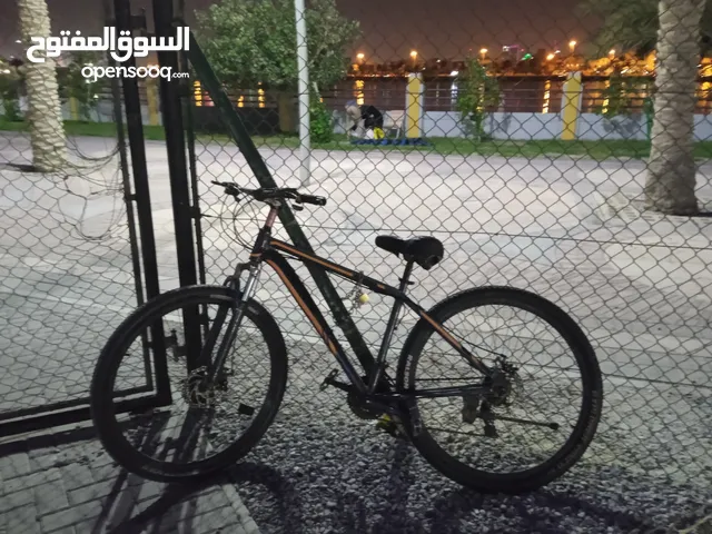 Bicycle, size 29, used only half a month دراجه هوائيه مقاس "29" بسرعات  مستعملة نصف شهر فقط