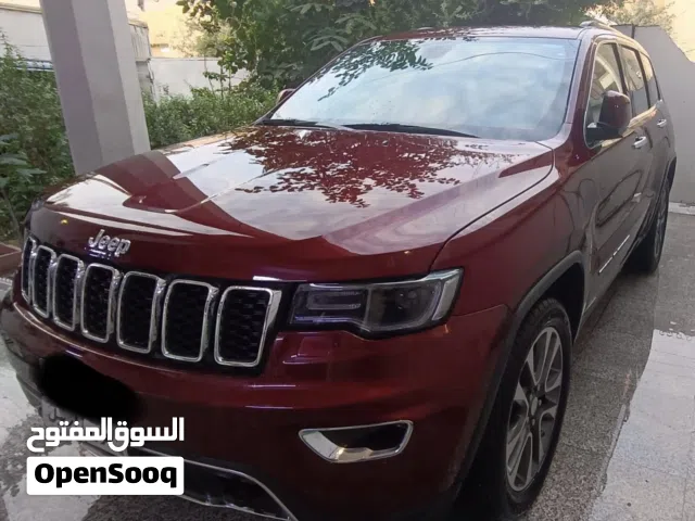 2018 جيب شيروكى Limited