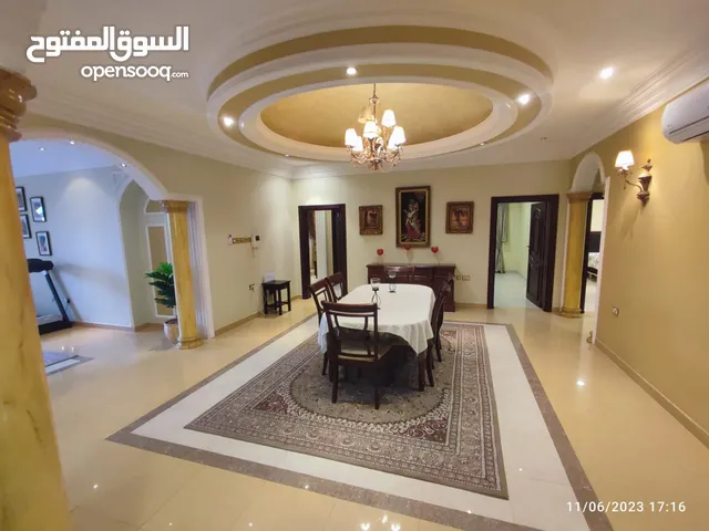 540m2 3 Bedrooms Villa for Rent in Muharraq Busaiteen