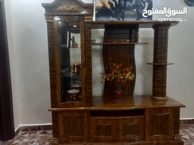 بوفيه استخدام 6 اشهر سعر شراء 450 دينار خشب ثقيل وتعال شوفها قبل ما تشتر    بيع مستعجل بس 80 دينار