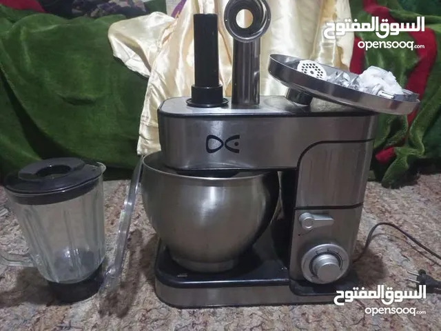 عجانة 7 لتر مع خلاط زجاج ومفرومة لحمة مستعمل