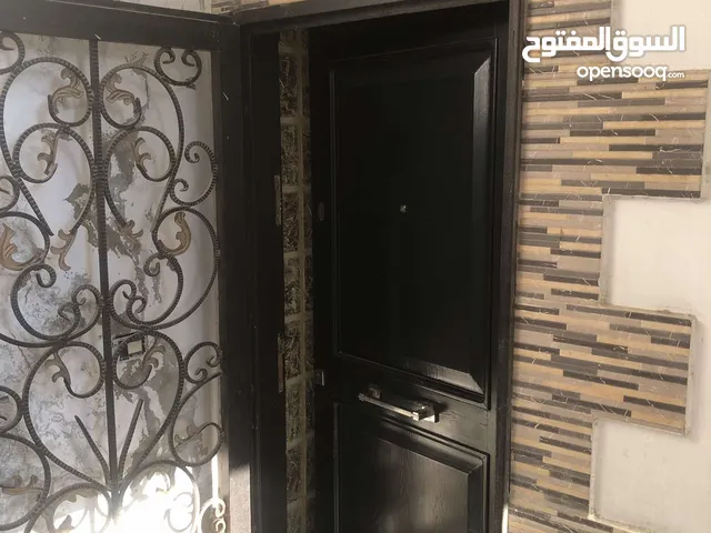 96 m2 3 Bedrooms Apartments for Sale in Damascus Dummar