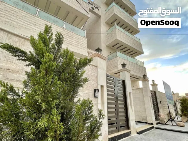 250 m2 3 Bedrooms Apartments for Sale in Zarqa Jabal Al Mugheir