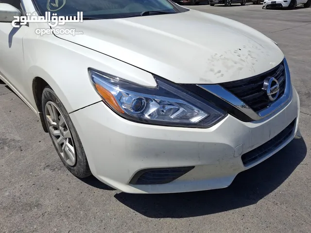 ألتيما S 2017 البيع بالحادث والسعر صفقة وقابل للتفاوض واصل الميناء في الإجراءات