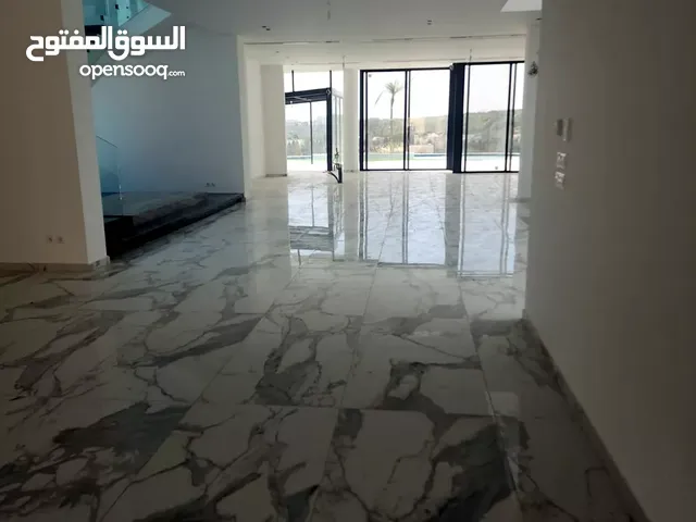 950m2 4 Bedrooms Villa for Sale in Amman Dabouq