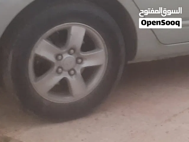 السلام عليكم ورحمة الله وبركاته  عندي ديسكوات كيا لوتز رقم 15 ركبات في كيا كرينز تبديل بي ديسكوات16