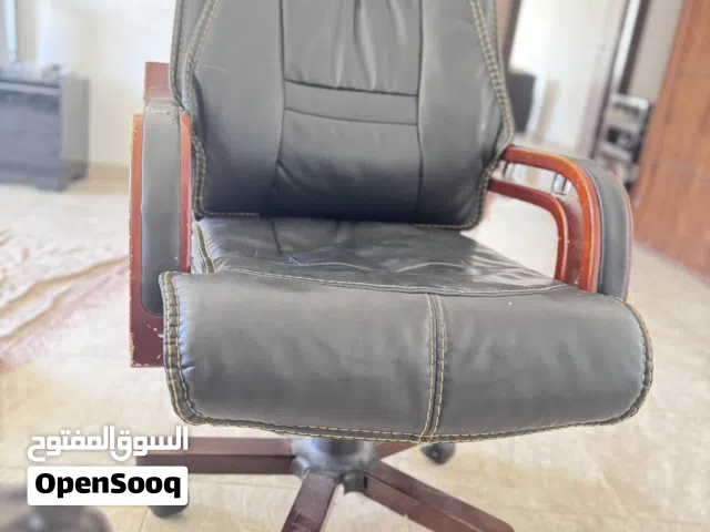 كرسي مكتب مستعمل