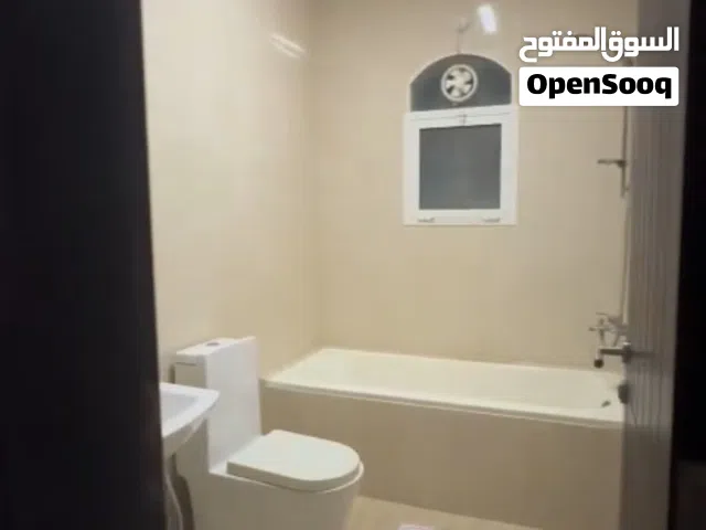 300 m2 5 Bedrooms Villa for Rent in Dhofar Salala
