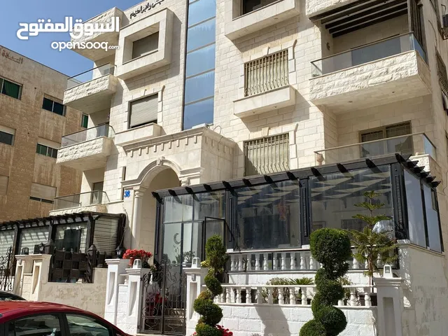 280 m2 5 Bedrooms Apartments for Sale in Amman Um El Summaq