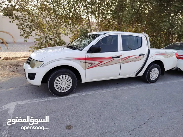 مستابيشي هايلوكس 2013 شاصي جير والمكينة على الفحص