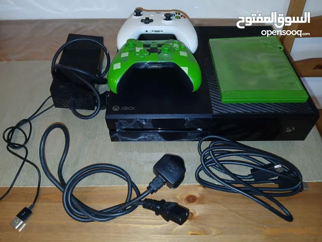 Xbox one, used only for 2 years