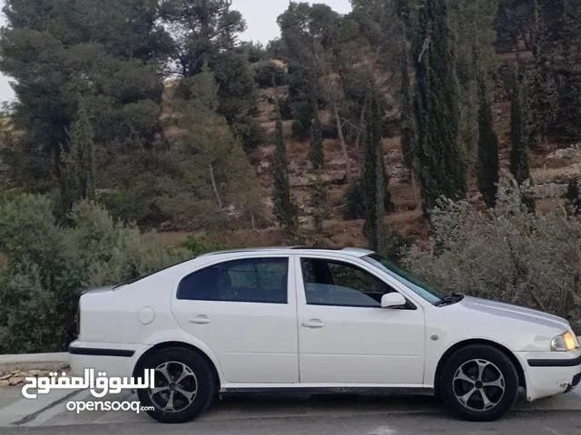 سكودا اوكتافيا للبيع موديل 2002 فاتحة سقف جنطات مغنيسيوم هوك