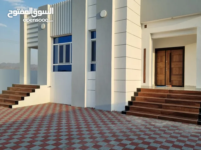246 m2 3 Bedrooms Townhouse for Sale in Al Dakhiliya Sumail