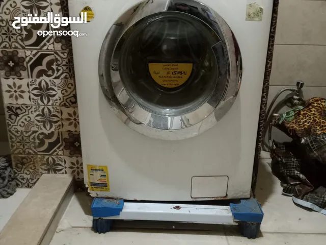 غسالة ملابس زانوسي 20 بروجرام 8كيلو ممتازة