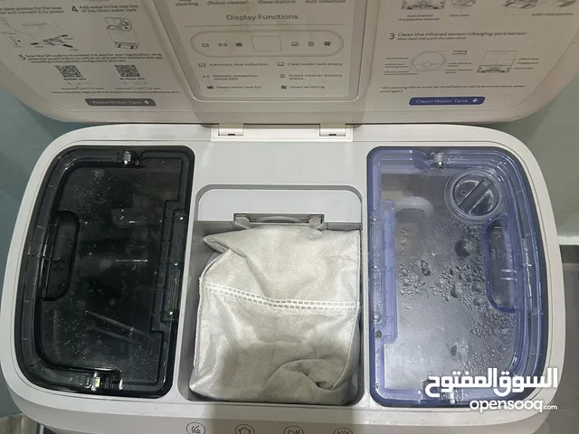 روبوت من شركة رودمي كنس ومسح مستعمل للبيع مع وجود اكياس اوساخ اضافية ووصل مسح وفلتر اضافي جديد