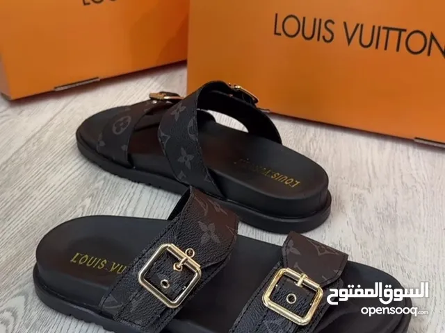حفايات لويس فيتون