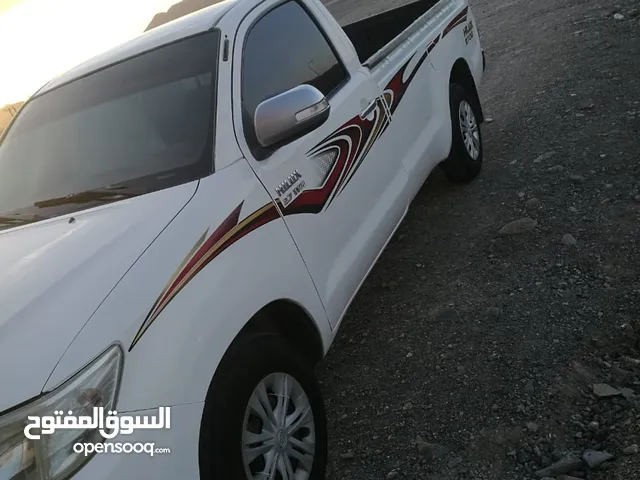 Toyota Hilux GLX in Al Dhahirah