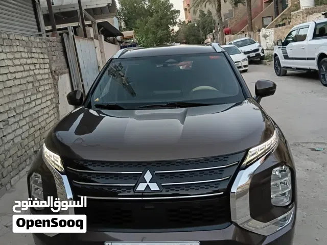 2023 ميتسوبيشي اوتلاندر Sport