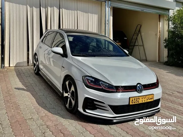 للبيع فوكس واجن جولف GTI mk7 2015 او البدل