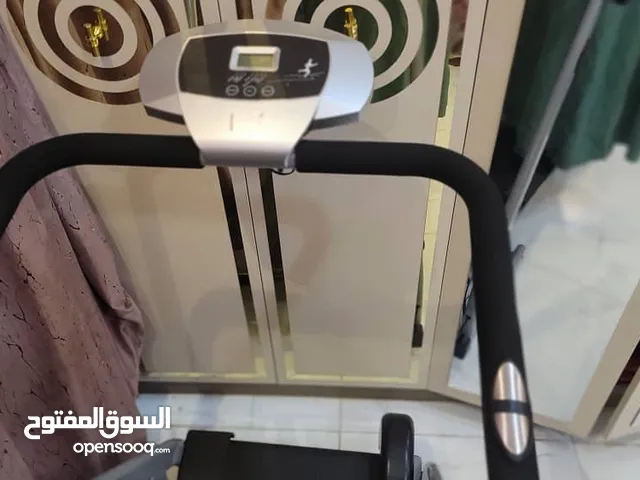 الة مشي رياضية بدون كهرباء شبة جديد للبيع