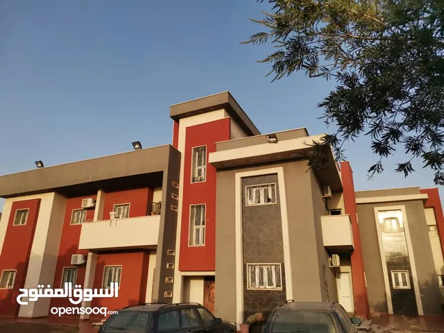 300m2 3 Bedrooms Villa for Sale in Tripoli Ain Zara