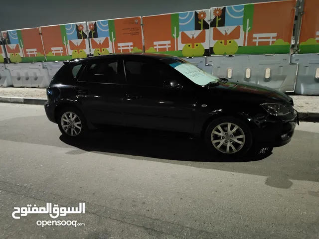بيع سيارة مازدا3 هاتشباك نظيفة واستعمال شخصي بسيط