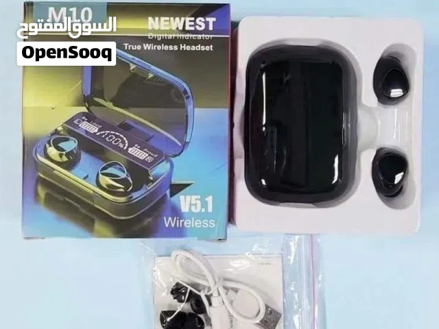 سماعات M10 اللاسلكية  قوية وتصميم. بس 6الاف ب عصري مع شاشة رقمية ذكية توضح نسبة شحن العلبة والس