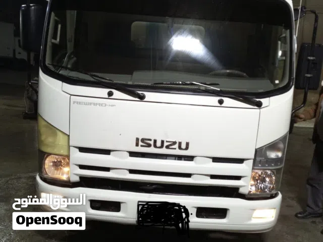 براد اسوزو 4 جيد للبيع بحاله ممتازه