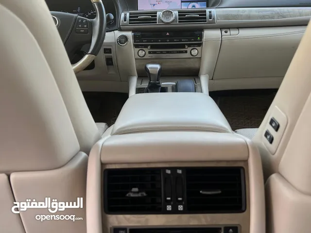 لكزس LS460 موديل 2014 - معرض خلف للسيارات
