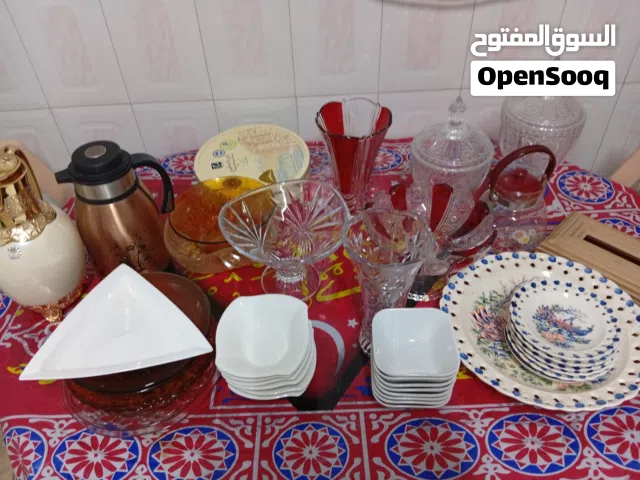 نثريات مطبخ بحالة جيدة جداَ