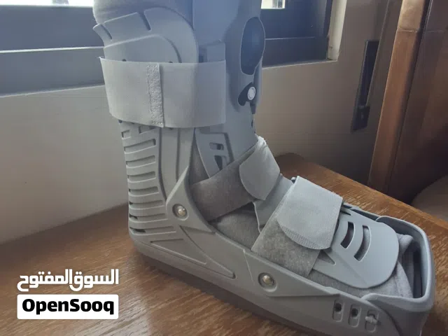 حذاء طبي ( Air Walker)(Conwell)(Large)(Short)