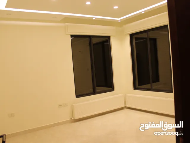 215 m2 3 Bedrooms Apartments for Rent in Amman Um El Summaq
