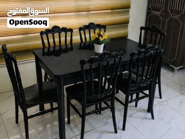 طاولات طعام