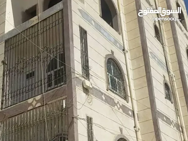 140 m2 4 Bedrooms Apartments for Sale in Sana'a Shamlan