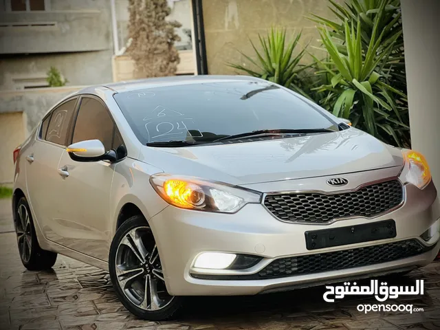 Used Kia Forte in Tripoli