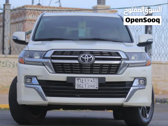 2021 تويوتا لاند كروزر GXR