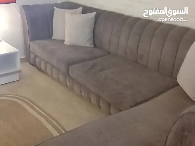 كنب كورنر وطاوله