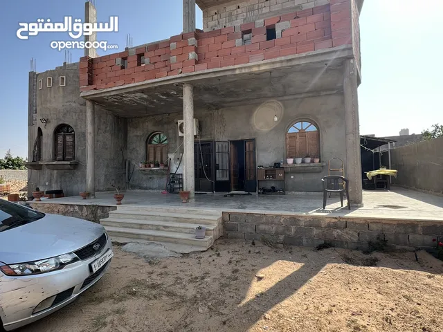 230 m2 4 Bedrooms Townhouse for Sale in Tripoli Al-Najila