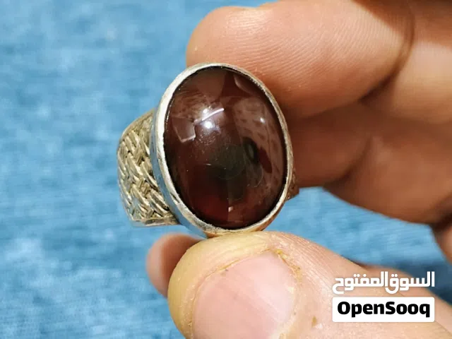 خاتم عقيق يماني كرزي مشف أحمر صياغه يدويه