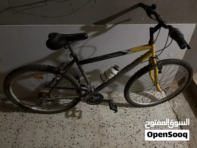 دراجه ايطاليه 26 مارشات وكل شي شغال