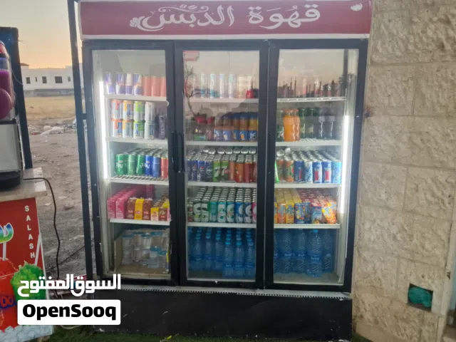 ثلاجه اقتصاديه ثلاث ابواب تبريد جيد
