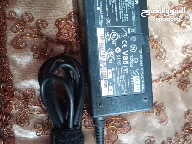 محول طاقة (شاحن) أصلي 15 فولت - 6 أمبير  قوة 90 واط