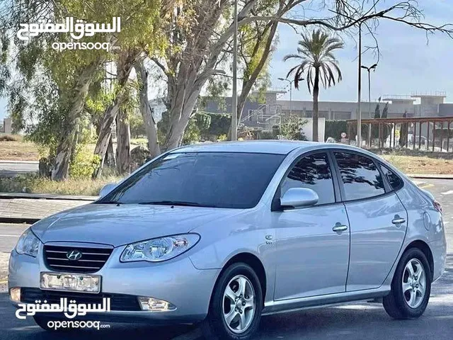 Used Hyundai Avante in Tripoli